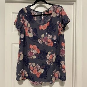 🌈3/$13 Torrid🌈 Torrid Floral Print Women's Top